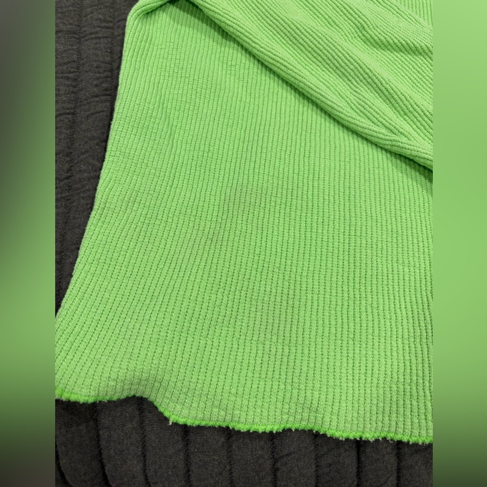 Skims Waffle Ribbed Thermal Long Sleeve Shirt Lime Neon Green Size XXS Oversized - Picture 5 of 6